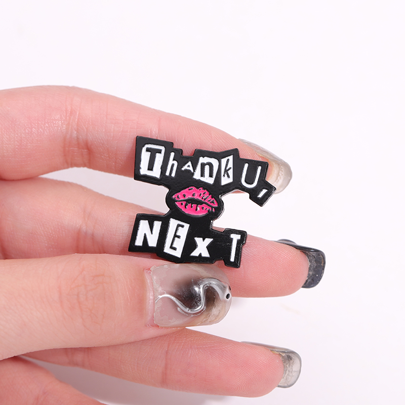 Eu Sou Arianator Clube Broches - Women Bags Next avaliação e preço