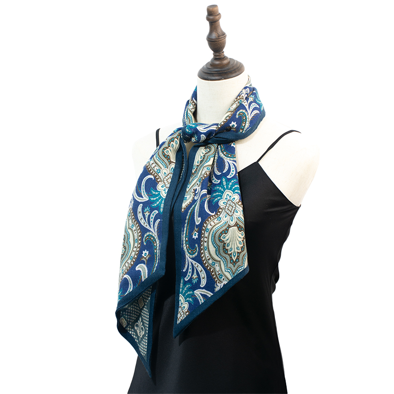 Lenço Feminino Reversível de L - Women Hand Bags For Office avaliação e preço