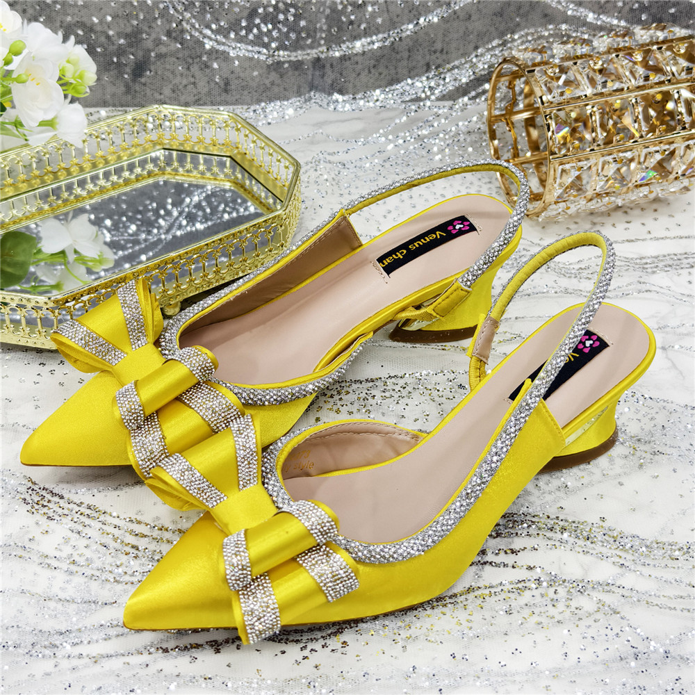 Conjunto Elegante de Sapatos d - Women'S Evening Bags avaliação e preço